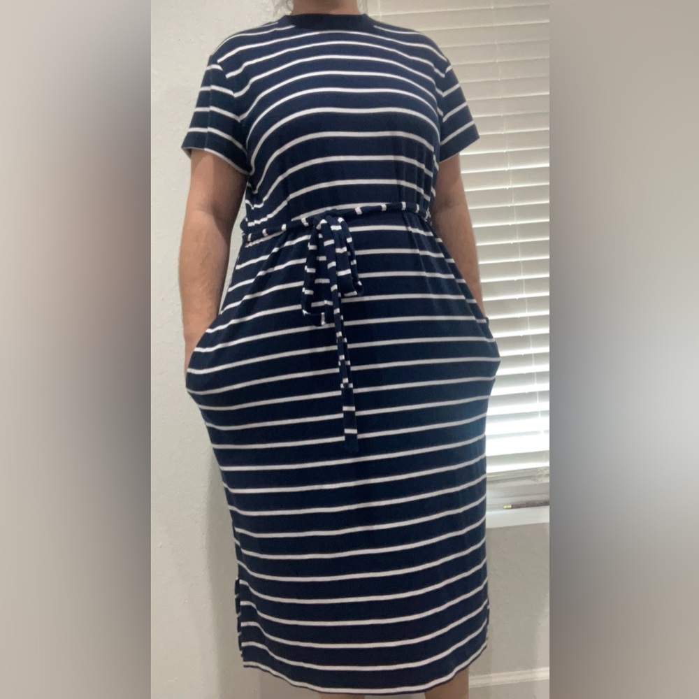 Midi blue dress with white stripes